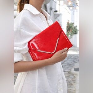 🧡 BCBG Generation Orange Patent Envelope Clutch 🧡